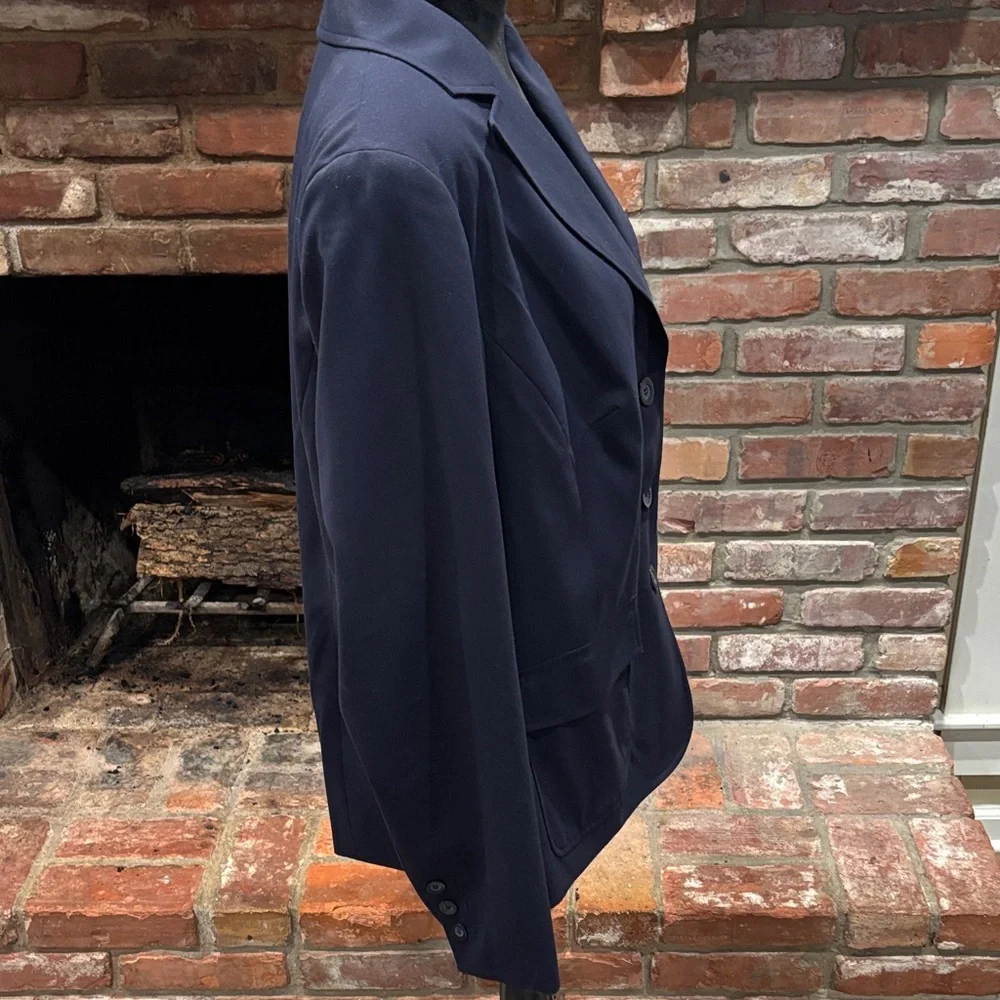 Classic Navy Women's Blazer - Picture 4 of 8